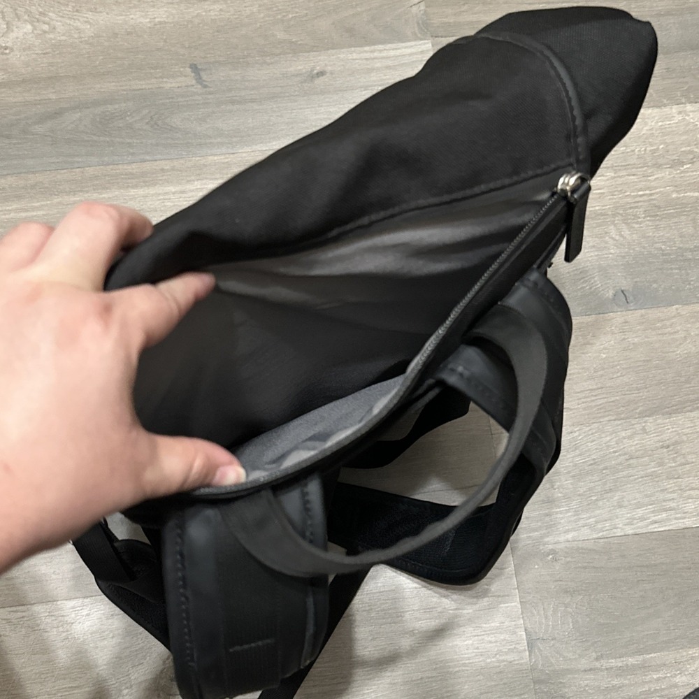 Kapten & Son Lund Pro All Black Backpack - Picture 14 of 16